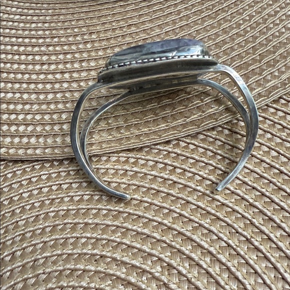 Sterling Silver Cuff  with amethyst Precious stone. - Picture 4 of 7